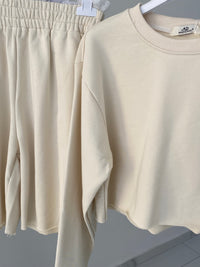 Tuta in pizzo