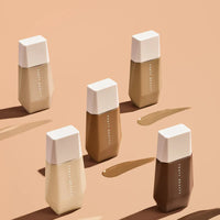 FENTY BEAUTY - Eaze Drop Fondotinta con coprenza modulabile